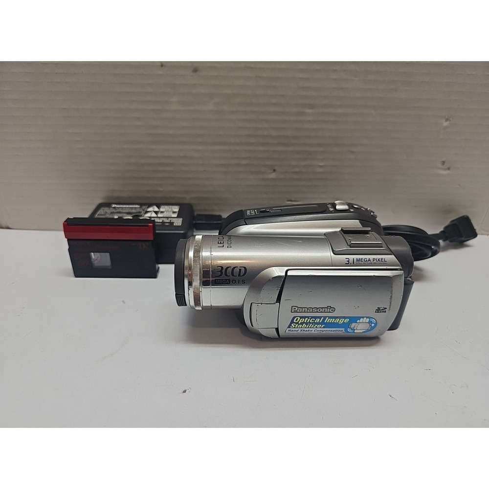 Panasonic PV-GS320 Mini‎ DV Camcorder **for Parts Or Repair